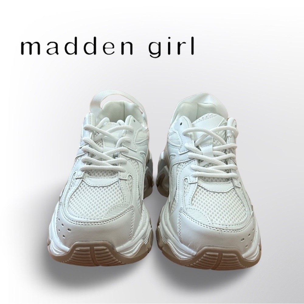 Madden Girl Woman’s Sneakers